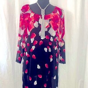 ALFANI Black Geometric Shift Dress. Large